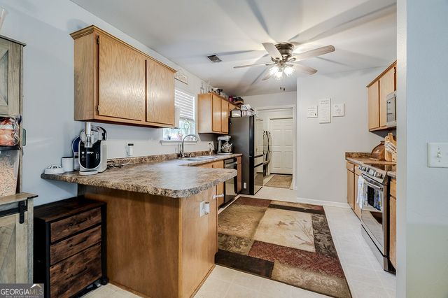 196 Walker Drive, Guyton, GA 31312