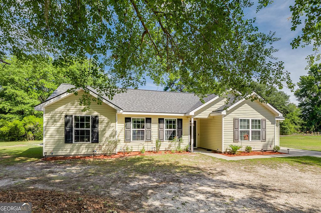 196 Walker Drive, Guyton, GA 31312