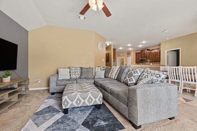 231 Orbit Drive, Lavon, TX 75166