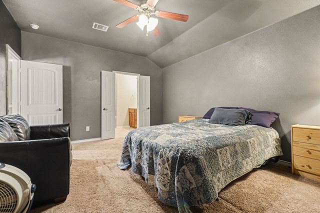 231 Orbit Drive, Lavon, TX 75166
