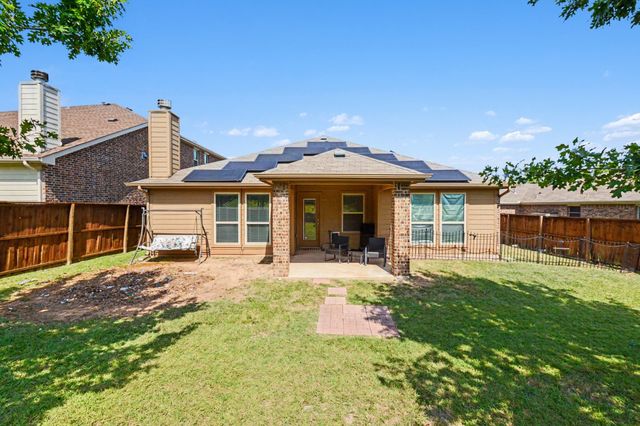 231 Orbit Drive, Lavon, TX 75166