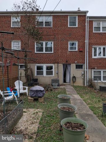 1045 MARLAU DR, Baltimore, MD 21212