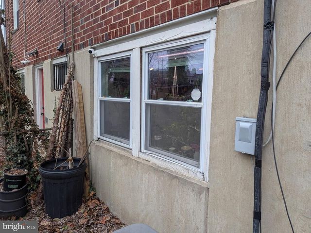 1045 MARLAU DR, Baltimore, MD 21212