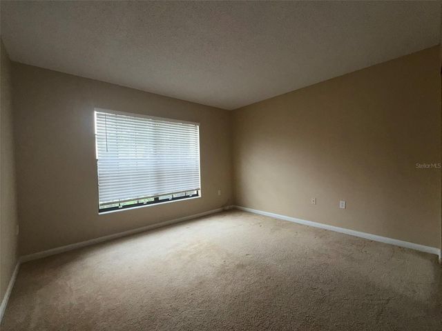 3380 CRYSTAL COURT E B, Palm Harbor, FL 34685