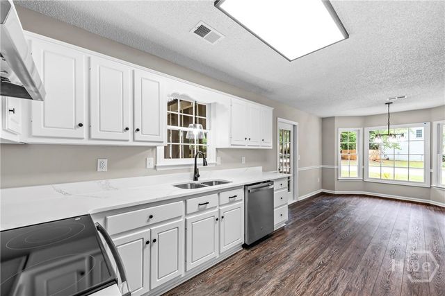 100 Diamond Drive, Athens, GA 30605