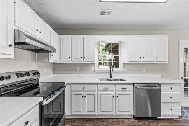 100 Diamond Drive, Athens, GA 30605