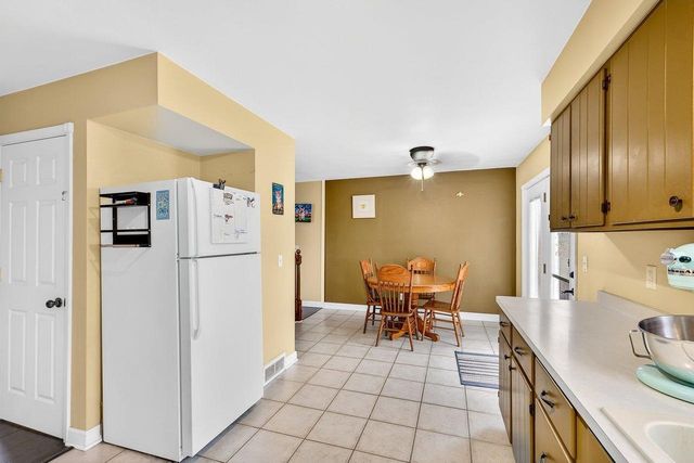 1529 Ivory Drive, Sun Prairie, WI 53590