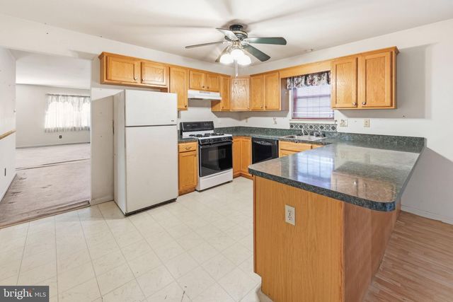 426 COUNTRY WAY, Mickleton, NJ 08056