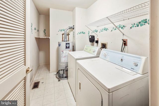 426 COUNTRY WAY, Mickleton, NJ 08056