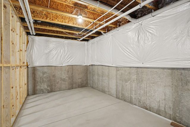 2034 Kristin Court, Muskegon, MI 49442