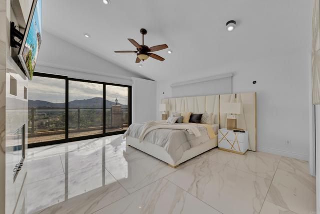 1426 Hidden Mesa View Drive, El Cajon, CA 92019