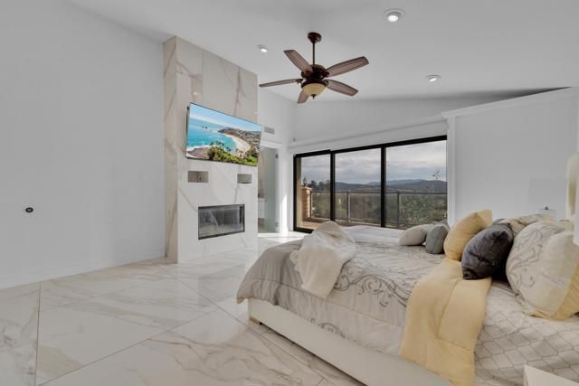 1426 Hidden Mesa View Drive, El Cajon, CA 92019