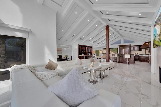 1426 Hidden Mesa View Drive, El Cajon, CA 92019