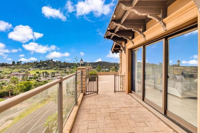 1426 Hidden Mesa View Drive, El Cajon, CA 92019