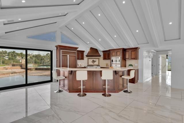 1426 Hidden Mesa View Drive, El Cajon, CA 92019