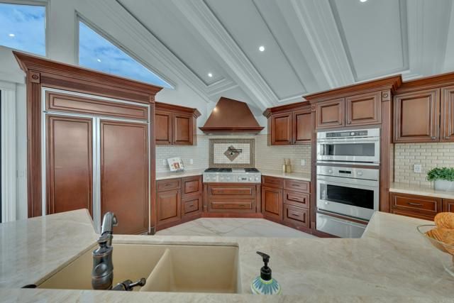 1426 Hidden Mesa View Drive, El Cajon, CA 92019