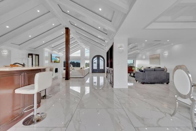 1426 Hidden Mesa View Drive, El Cajon, CA 92019