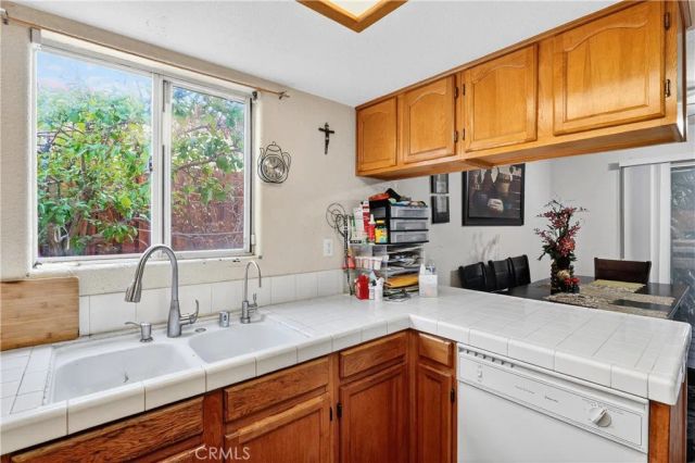 12824 Appian, Victorville, CA 92395