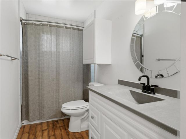 6676 N Wolters Avenue, Fresno, CA 93710