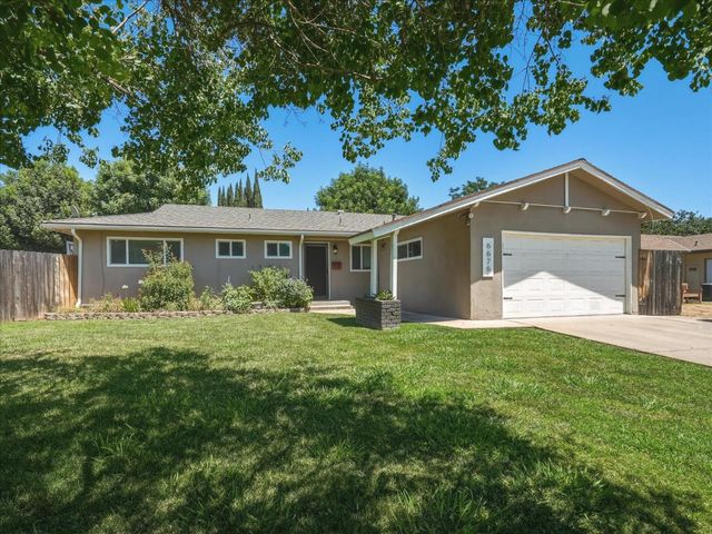 6676 N Wolters Avenue, Fresno, CA 93710