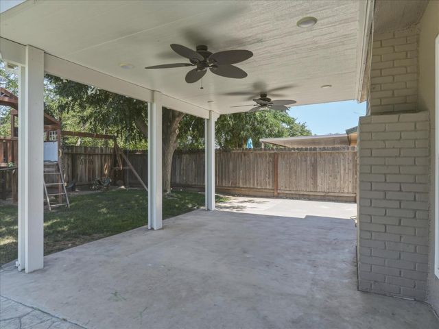 6676 N Wolters Avenue, Fresno, CA 93710