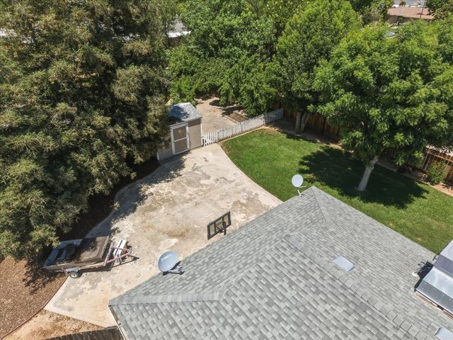 6676 N Wolters Avenue, Fresno, CA 93710