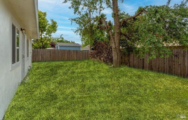 456 Lovers Ln, Vacaville, CA 95688