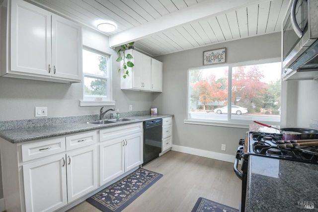 456 Lovers Ln, Vacaville, CA 95688