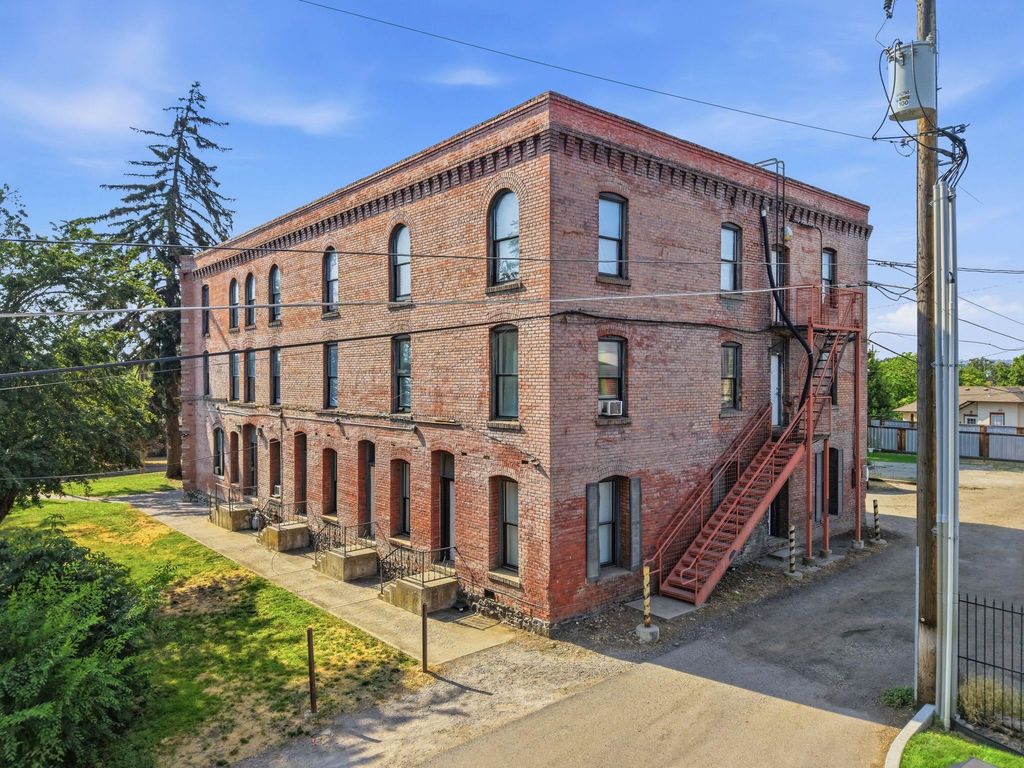 1412 N Post St, Spokane, WA 99201 photo 5