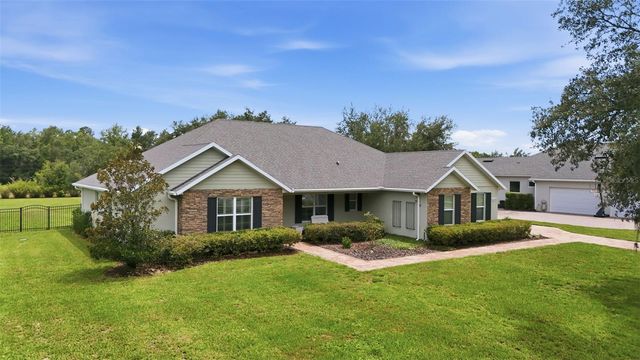 4526 CLAIRE ROSE COURT, Mount Dora, FL 32757