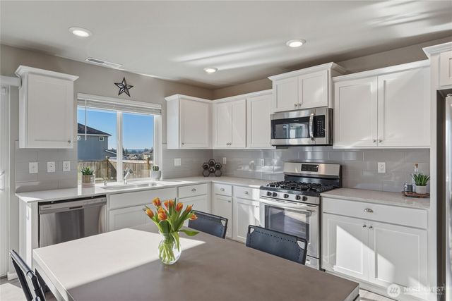 8332 39th Street NE, Marysville, WA 98270