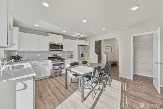 8332 39th Street NE, Marysville, WA 98270