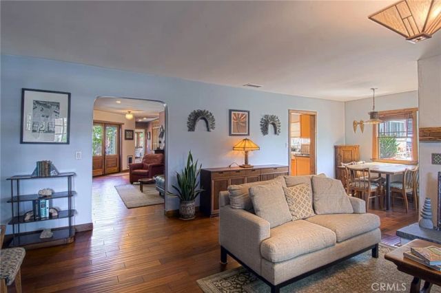 330 Colleen Place, Costa Mesa, CA 92627