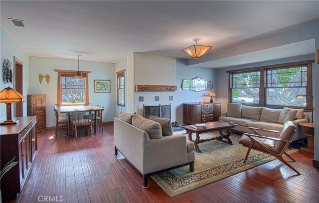 330 Colleen Place, Costa Mesa, CA 92627