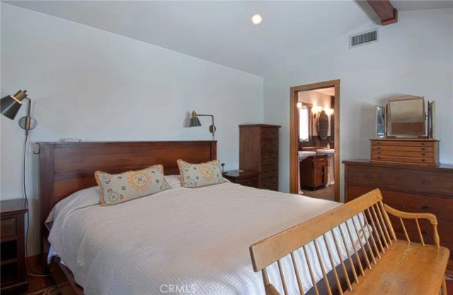 330 Colleen Place, Costa Mesa, CA 92627