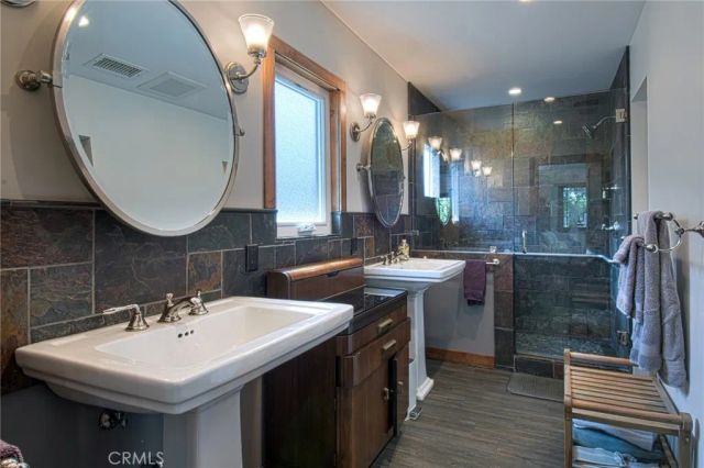 330 Colleen Place, Costa Mesa, CA 92627