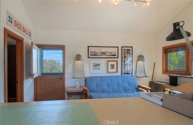 330 Colleen Place, Costa Mesa, CA 92627