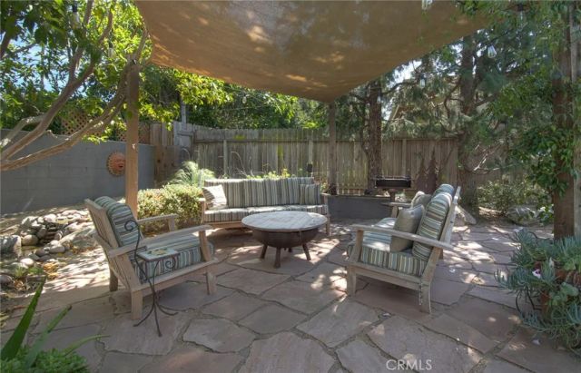 330 Colleen Place, Costa Mesa, CA 92627