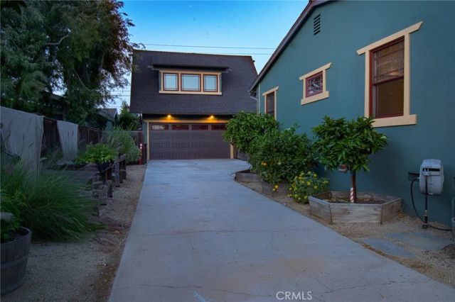 330 Colleen Place, Costa Mesa, CA 92627