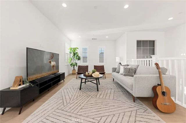 1592 Sunset View, Lake Forest, CA 92679