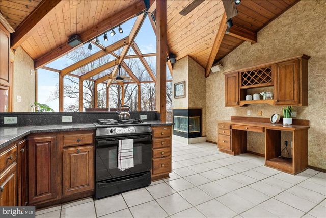 7442 DOGWOOD LN, Middletown, MD 21769