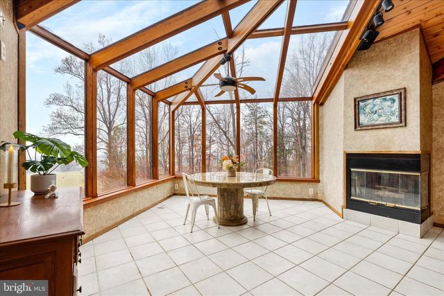 7442 DOGWOOD LN, Middletown, MD 21769