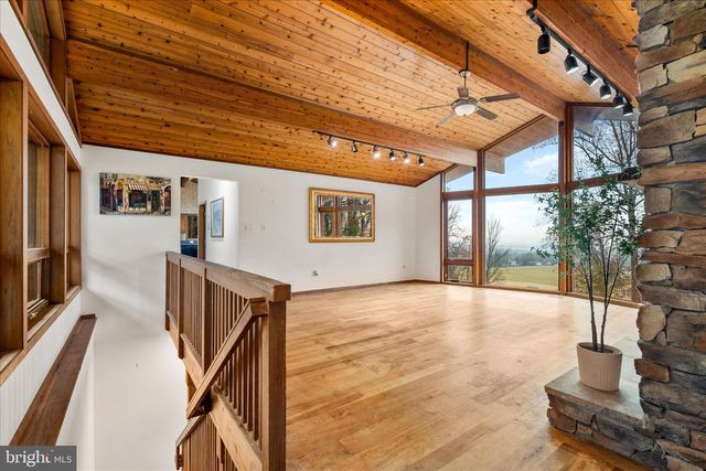 7442 DOGWOOD LN, Middletown, MD 21769