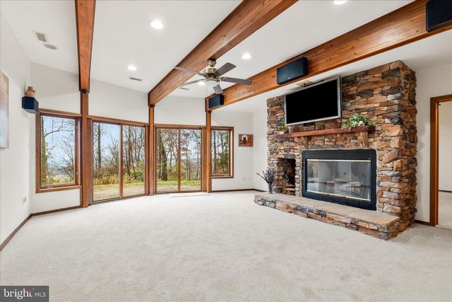 7442 DOGWOOD LN, Middletown, MD 21769