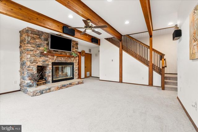 7442 DOGWOOD LN, Middletown, MD 21769