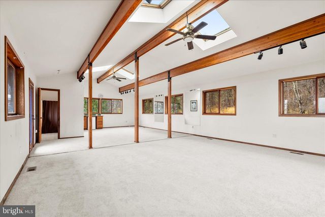 7442 DOGWOOD LN, Middletown, MD 21769