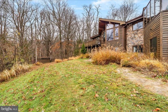 7442 DOGWOOD LN, Middletown, MD 21769