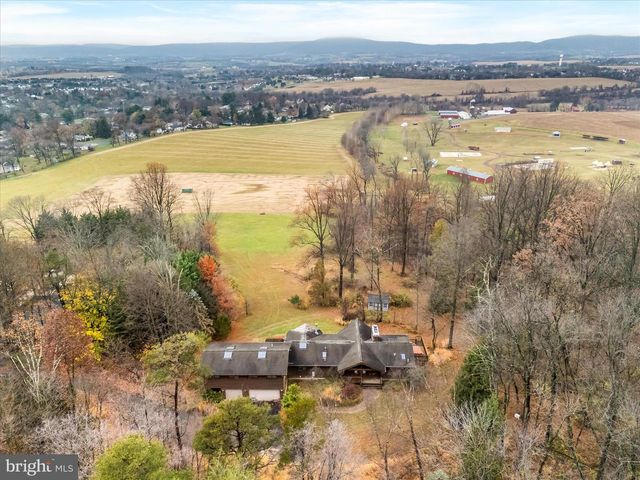 7442 DOGWOOD LN, Middletown, MD 21769