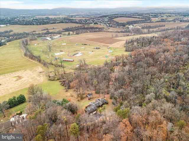 7442 DOGWOOD LN, Middletown, MD 21769