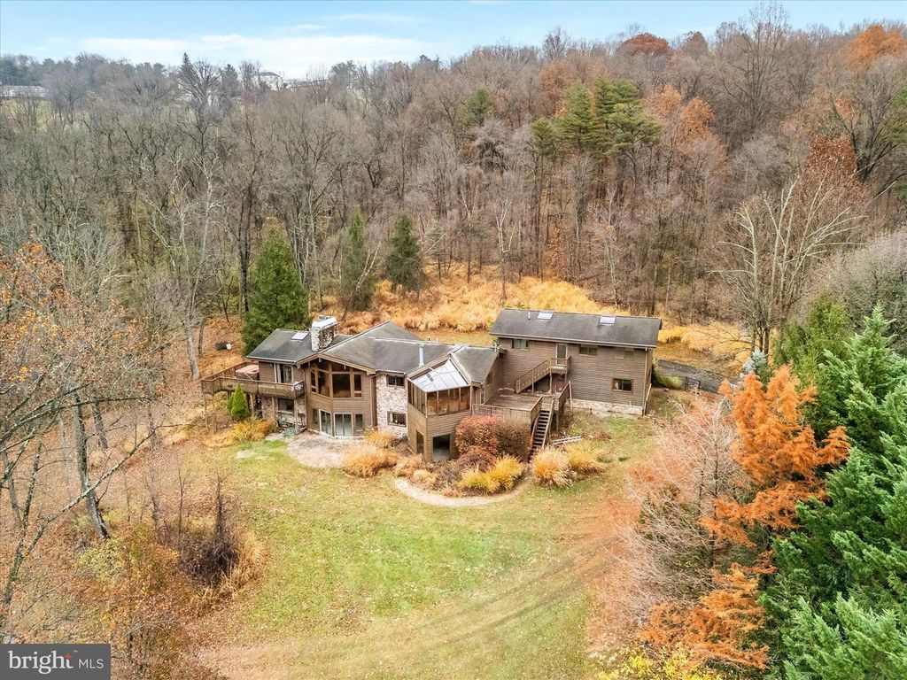 7442 DOGWOOD LN, Middletown, MD 21769